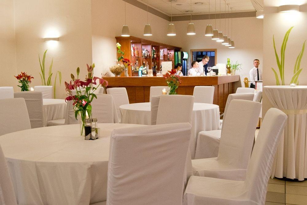 Hotel Ior Poznań Extérieur photo